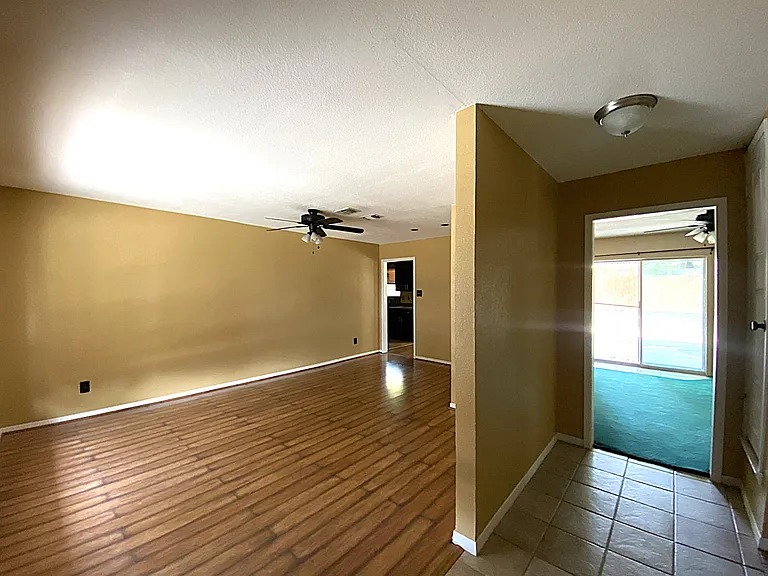 1613 Miranda Ave — Photo 9