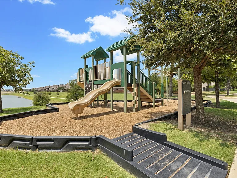 8508 Sabinas Trl — Photo 3