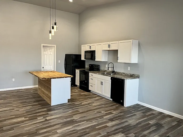 1625 County Road 7340 #B — Photo 3