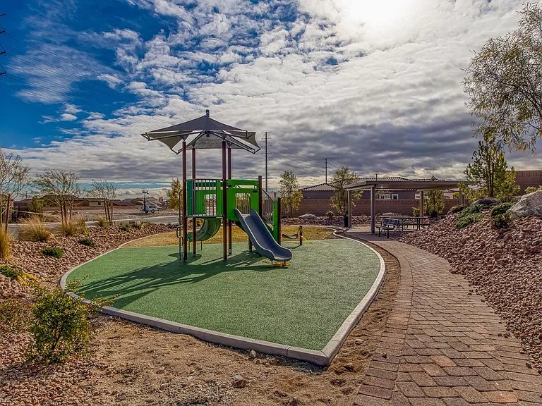 10930 Krista Leigh Ave — Photo 3