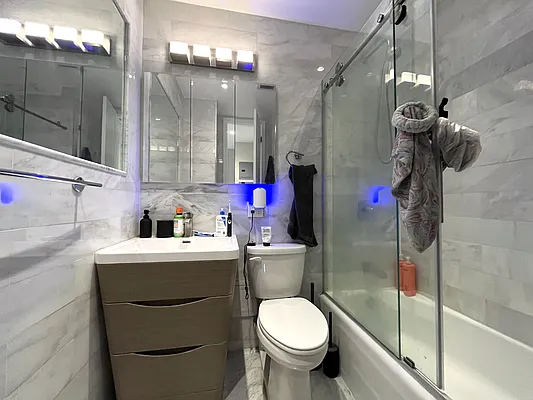 Rented by Akam Sales and Brokerage | media 13