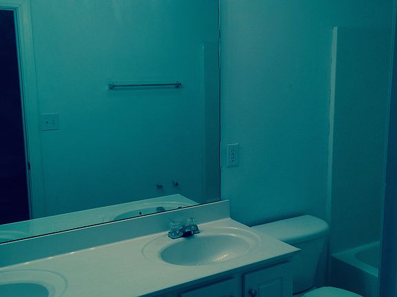 4th image of 4233 B Brook Creek Ln
