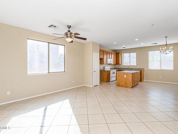 2nd image of 1533 E Palo Verde Dr
