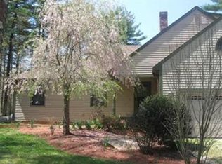 734 Copicut Rd, North Dartmouth, MA 02747