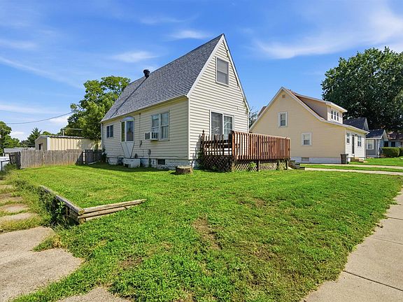 3rd image of 331 Herman St