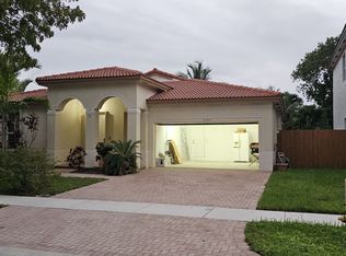 2124 NE 40th Rd, Homestead, FL 33033