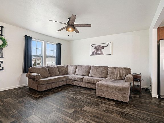 5th image of 6712 Lutz Dr