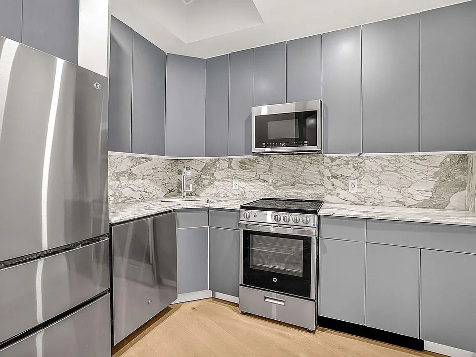 1st image of 2 W 16th St APT Gfc