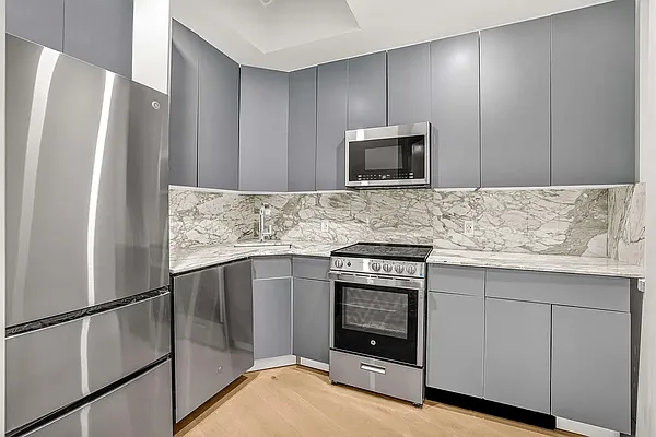 2 West 16th Street #GFC