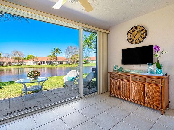 4th image of 2627 Spiceberry Lane