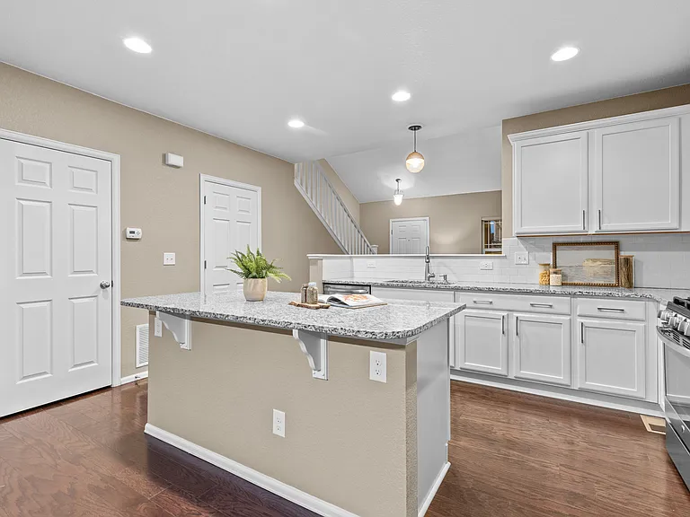 2257 Whistler Dr — Photo 10