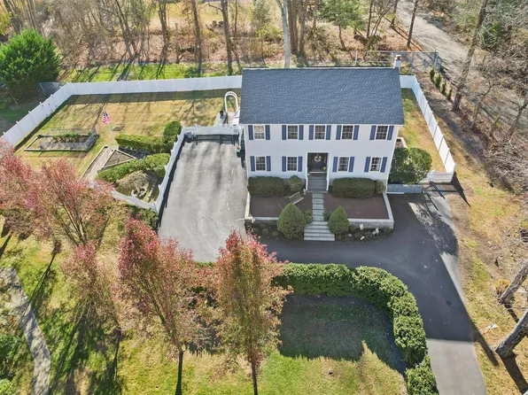 187 Oak Tree Road, Tappan, NY 10983