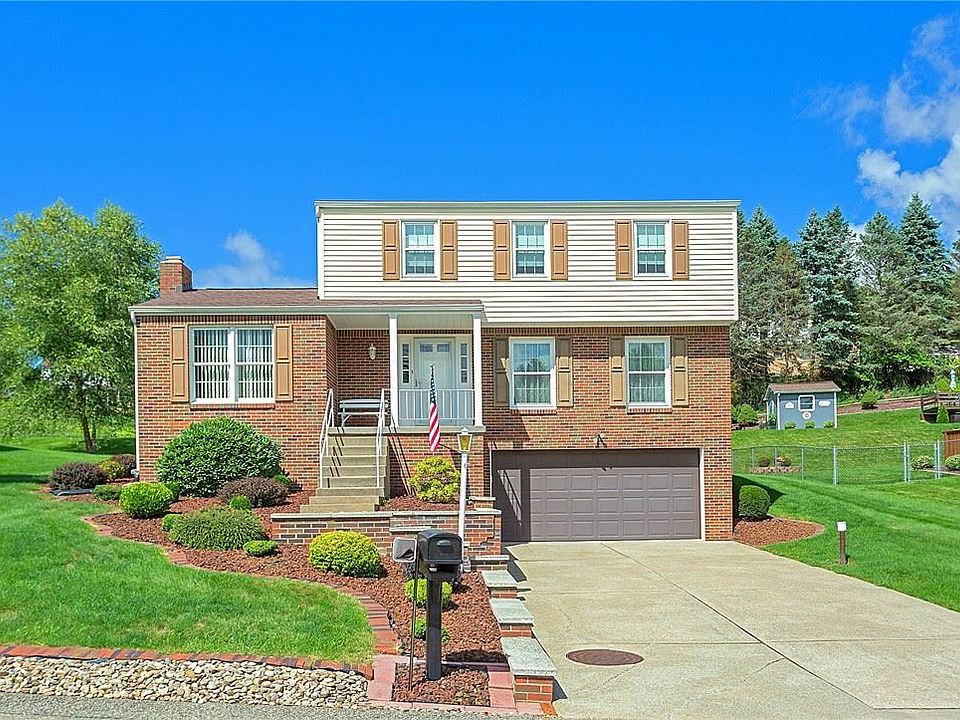 1st image of 7 Valley Vue Dr