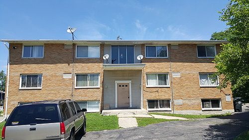 1st image of 400 N Cherrywood Ave APT 2