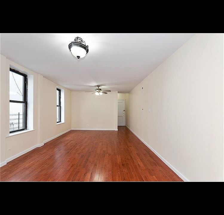 2nd image of 6115 Woodbine St APT 3L