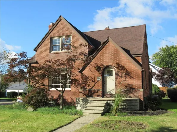 652 S Firestone Blvd, Akron, OH 44301