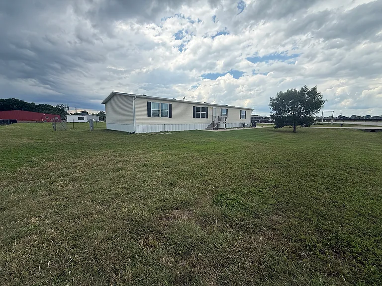 6704 Andrew Ct — Photo 10