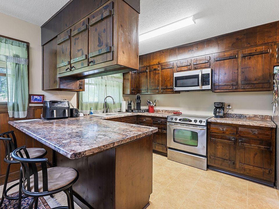 28th image of this home