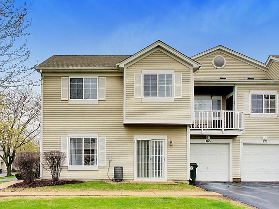 3rd image of 165 Braxton Ln #165