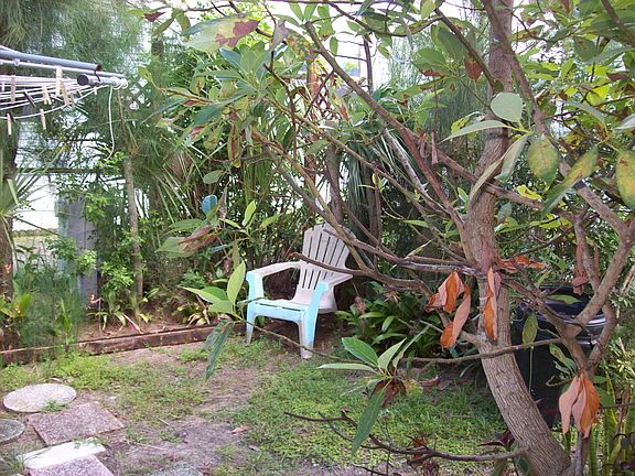 4th image of 171 N Saint Thomas Cir