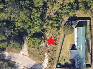 10019 Quail Way, Bay Saint Louis, MS 39520