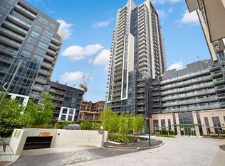 20 Meadowglen Pl E #2806, Toronto, ON M1G 0A9