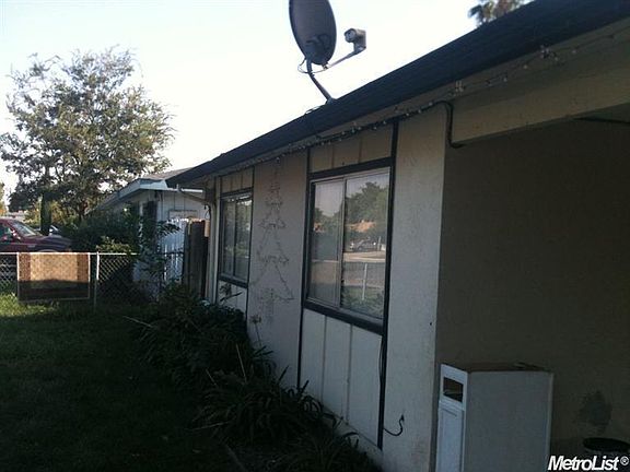 2nd image of 626 Bedlow Dr