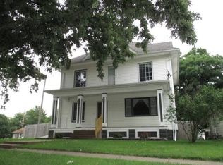 341 Willow St, Bennett, IA 52721