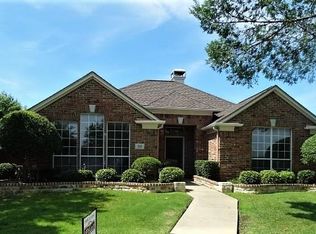 213 Dorsett Ct, Irving, TX 75063