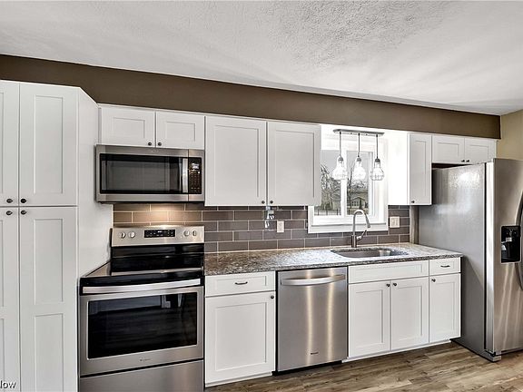4th image of 6787 Warrington Dr