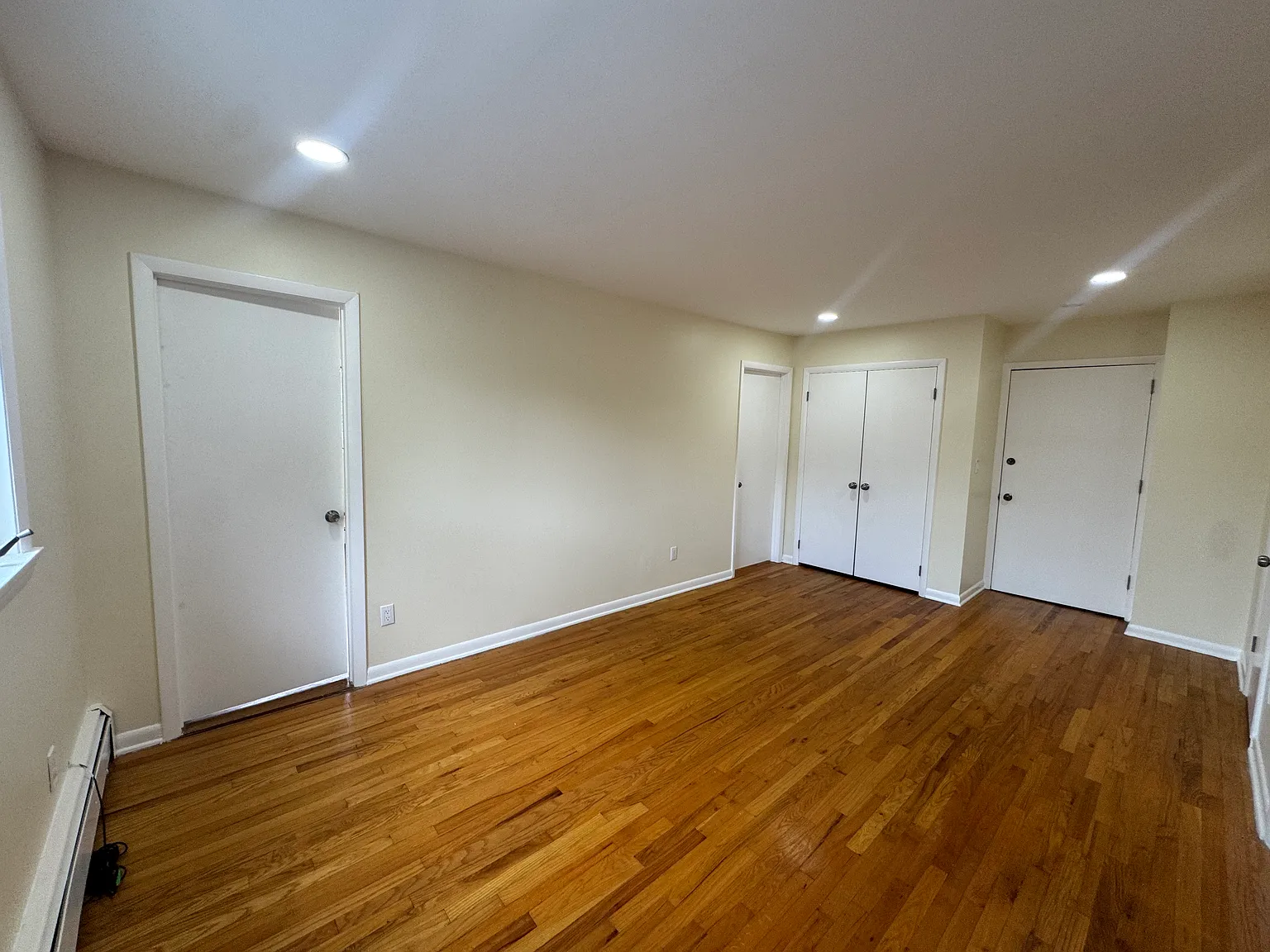 105 Webb Ave — Photo 3