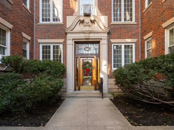 285 Harvard St APT 308, Cambridge, MA 02139