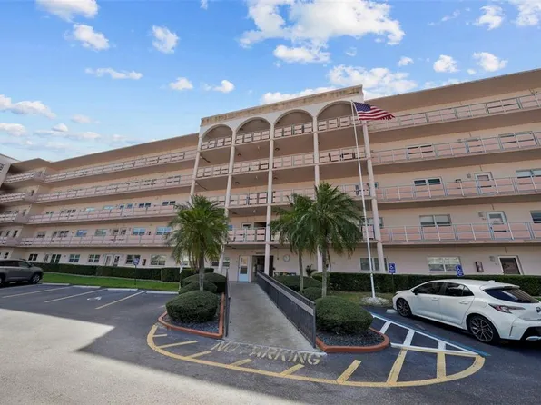 5623 80th St N Unit 506, Saint Petersburg, FL 33709