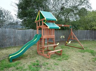 867 Quail Dr, Charleston, SC 29412