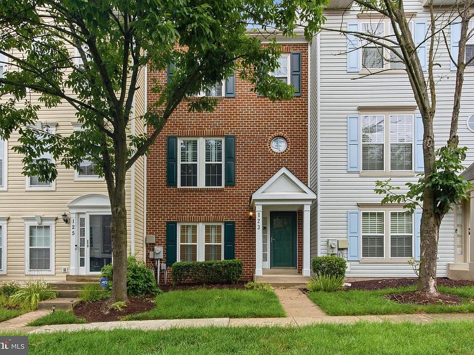 1st image of 123 Blackbird Hill Ln
