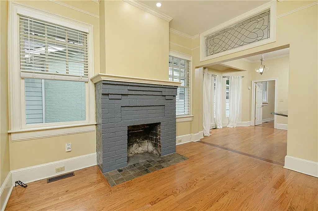2 bed, 2.0 bath, 1200 sqft, $2,550 — Photo 4