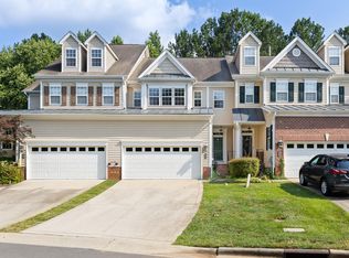 204 Towne Ridge Ln, Chapel Hill, NC 27516
