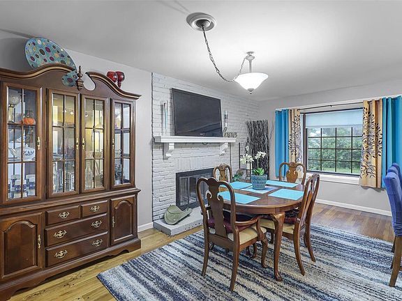 5th image of 3160 Heatherton Dr