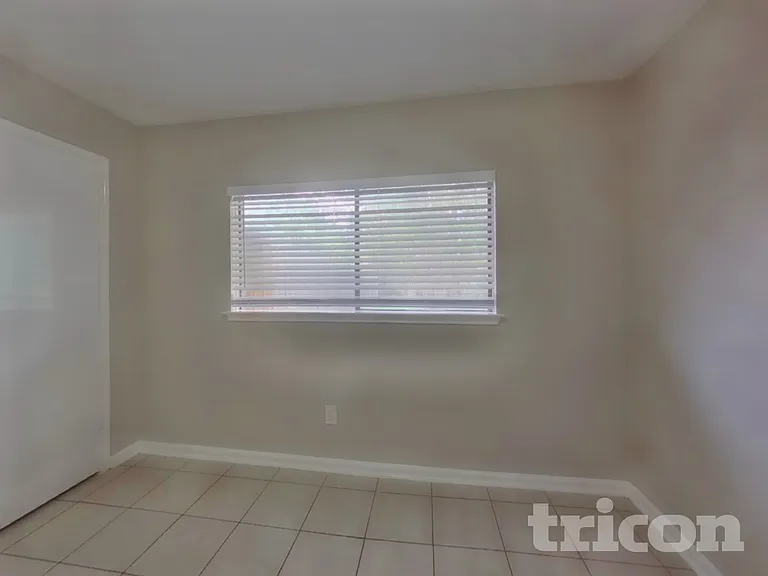 7902 Battlepine Dr — Photo 18