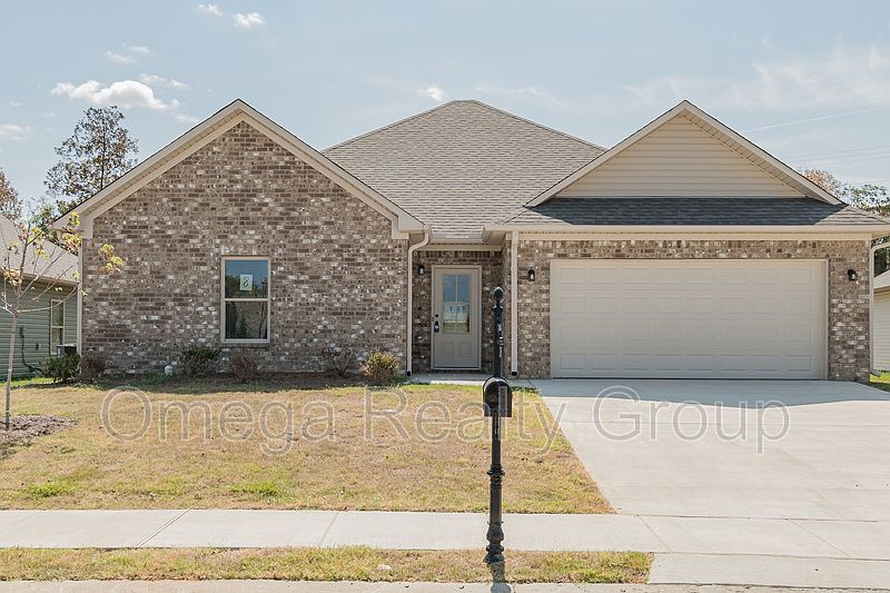 1st image of 129 Shiloh Creek Dr