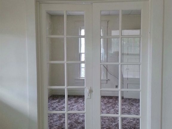 3rd image of 403 N C St