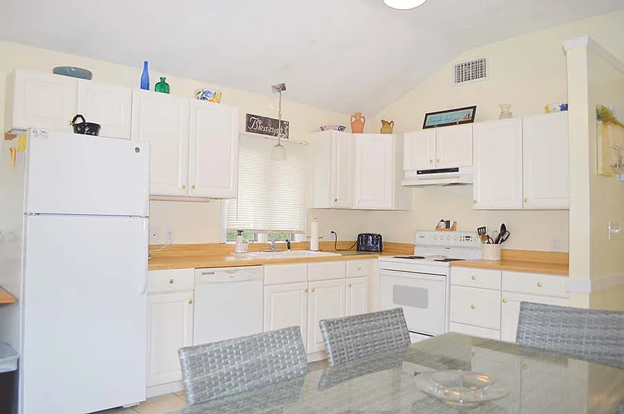 3 bed, 1016 sqft, $2,775 — Photo 3