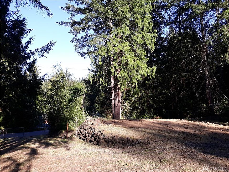 1st image of 380 E Twanoh Falls Dr