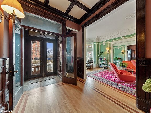 4th image of 3982 S Lake Park Ave