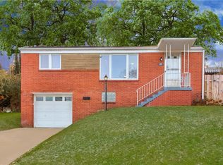 1443 Overdale Dr, Homestead, PA