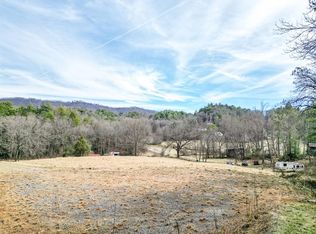 1098 Rowland Hill Rd, Marble, NC 28905