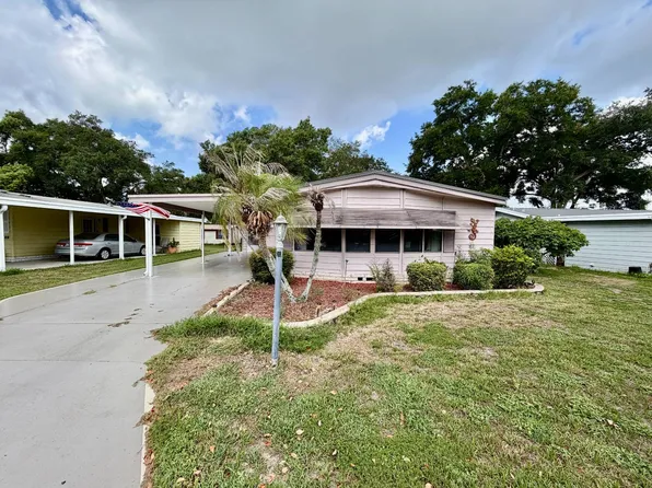 612 Cedar Ln, Lady Lake, FL 32159