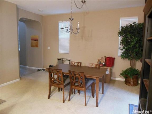 5th image of 4009 Hellenic Dr