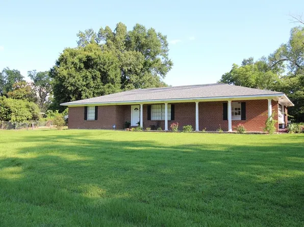 489 Debellevue Dr, Marksville, LA 71351