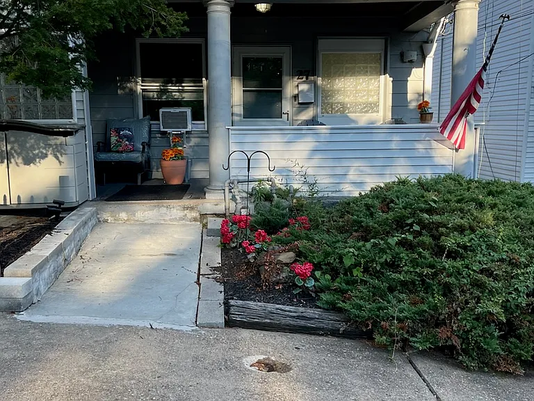 27 Norton St #1 — Photo 24
